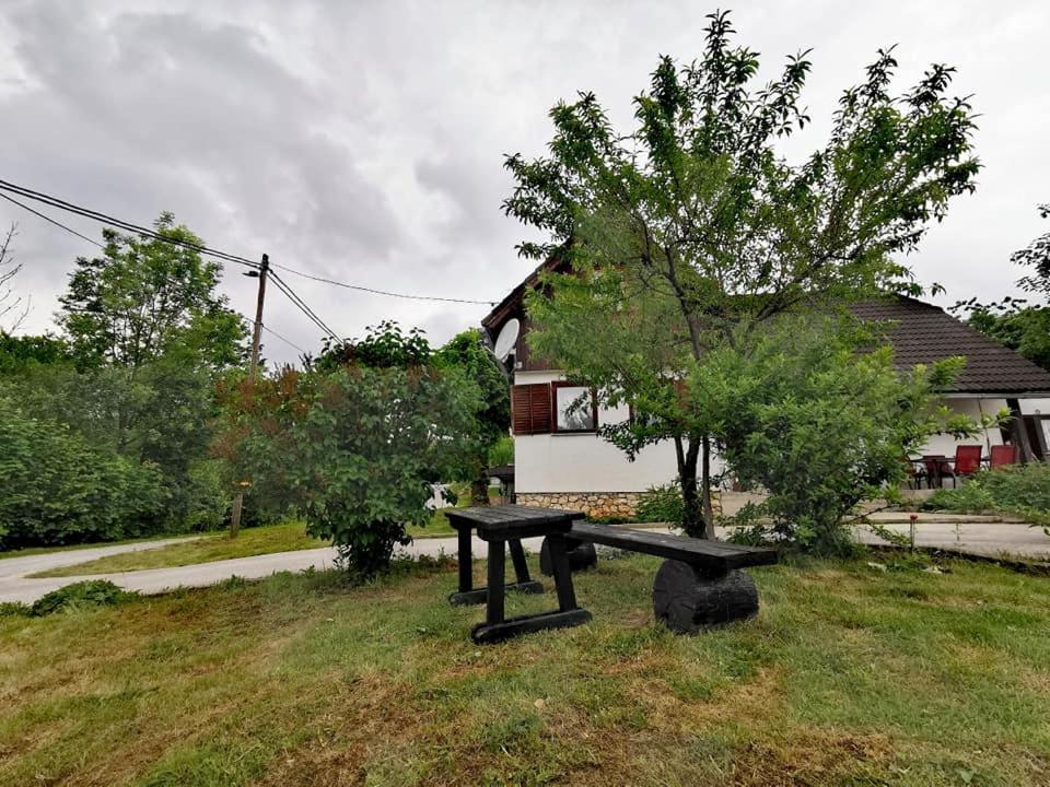 Vukovic Apartment Poljanak Zewnętrze zdjęcie
